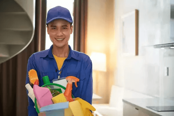 How to Choose the Right Professional Mall Cleaning Company for Your Business