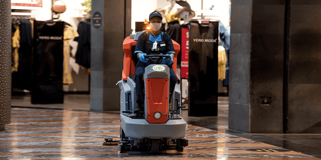 Shopping Mall Cleaning